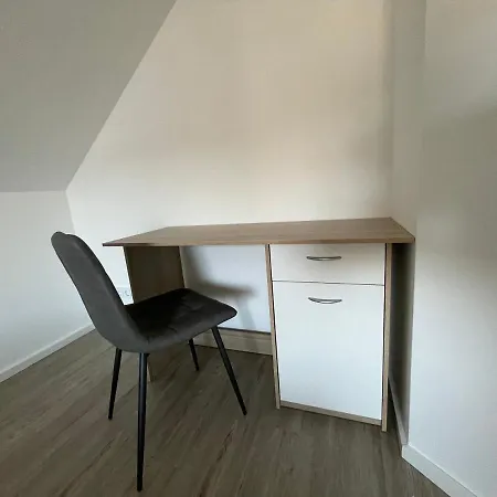 Moderne Wohnung mit Balkon inmitten der Lausitz Bernsdorf Exterior foto