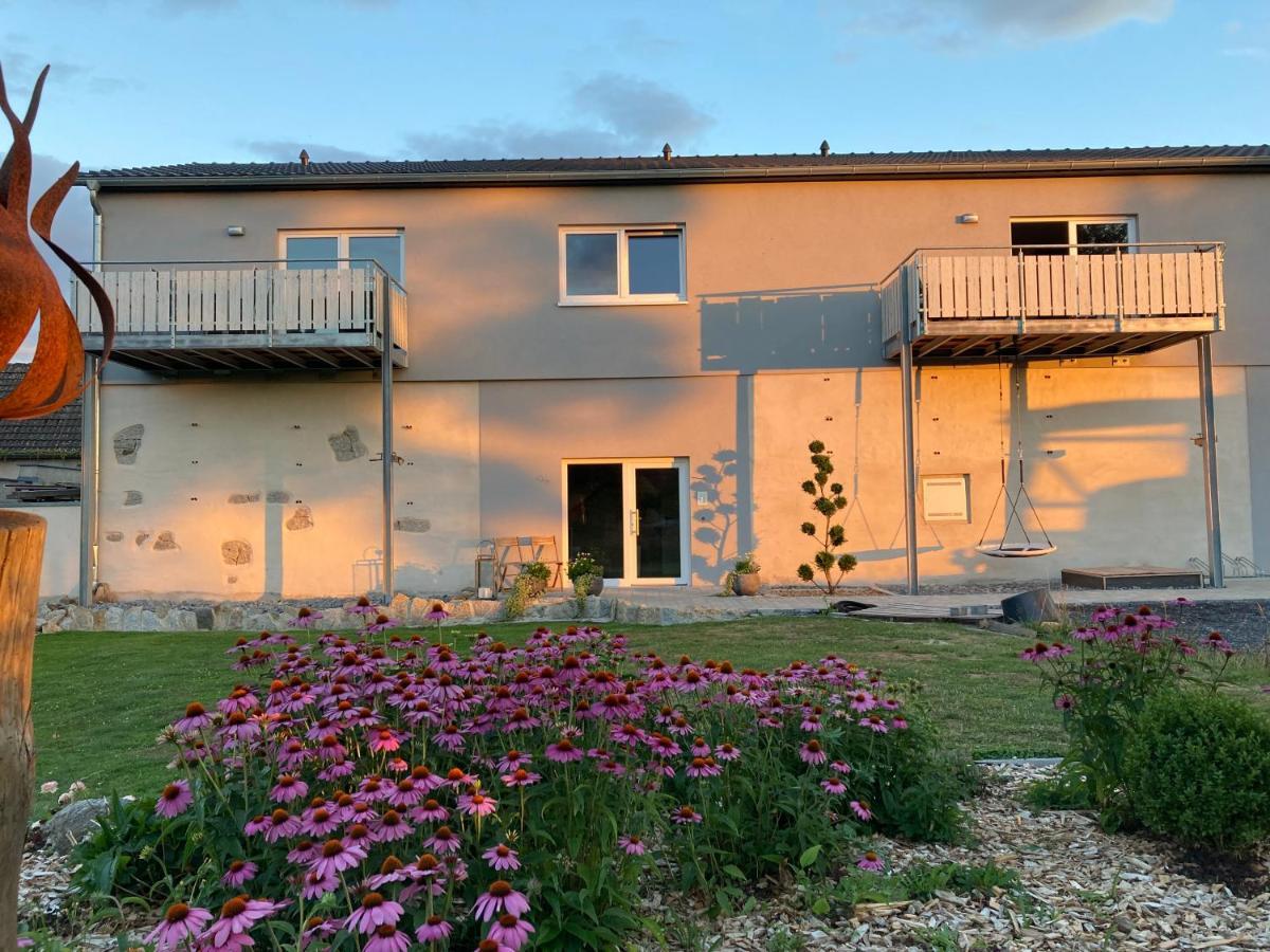 Apartment Moderne Mit Balkon Inmitten Der Lausitz Bernsdorf