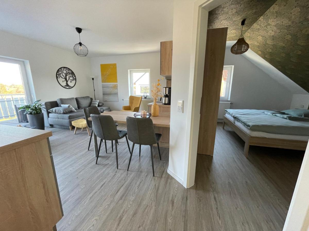 Moderne Mit Balkon Inmitten Der Lausitz